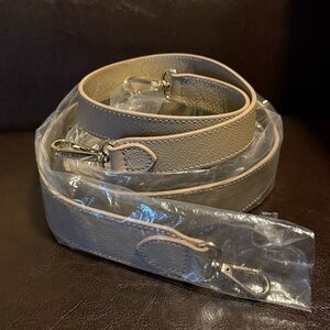 Mina Baie Shoulder and thick crossbody leather straps - Desert